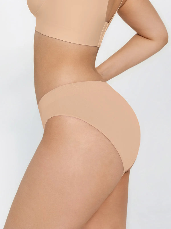 Slip elasticizzato senza cuciture a vita media