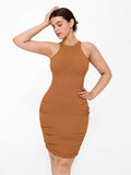 Nahtloses, figurformendes Shapewear-Minikleid in Metallic