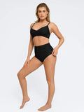 Completo bikini modellante con top e slip arricciati e modellanti