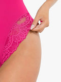 Body modellante con perizoma e scollo a V profondo in pizzo Shapewear