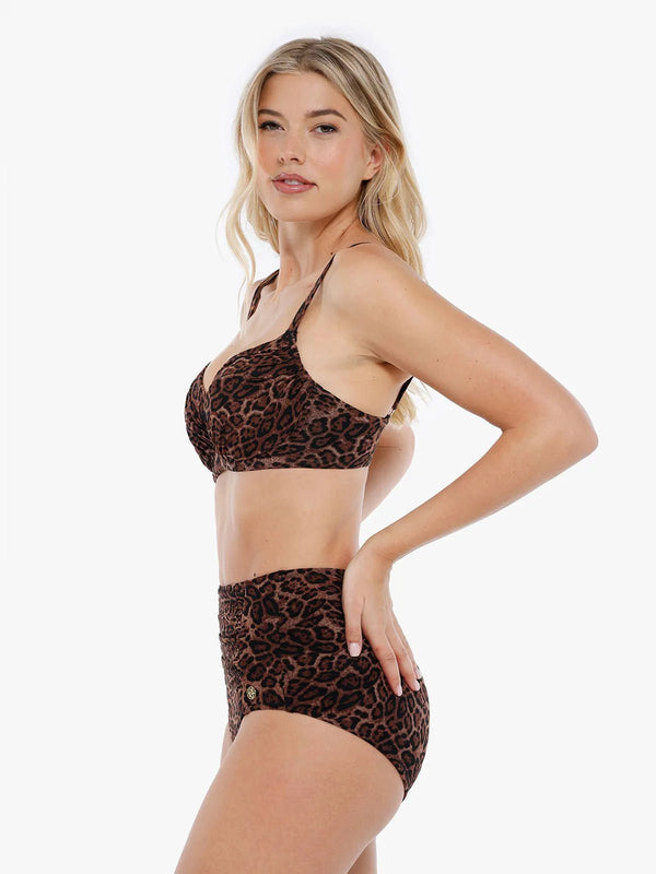 Completo bikini modellante con balza e controllo della pancia