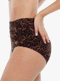 Completo bikini modellante con balza e controllo della pancia
