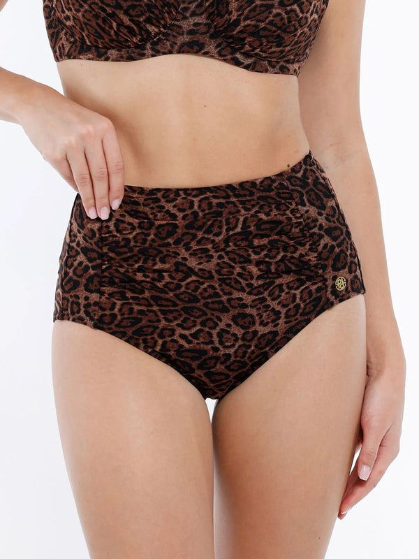 Completo bikini modellante con balza e controllo della pancia