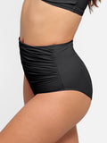Completo bikini modellante con top e slip arricciati e modellanti