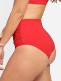 Completo bikini modellante con top e slip arricciati e modellanti