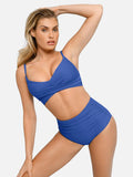 Completo bikini modellante con top e slip arricciati e modellanti